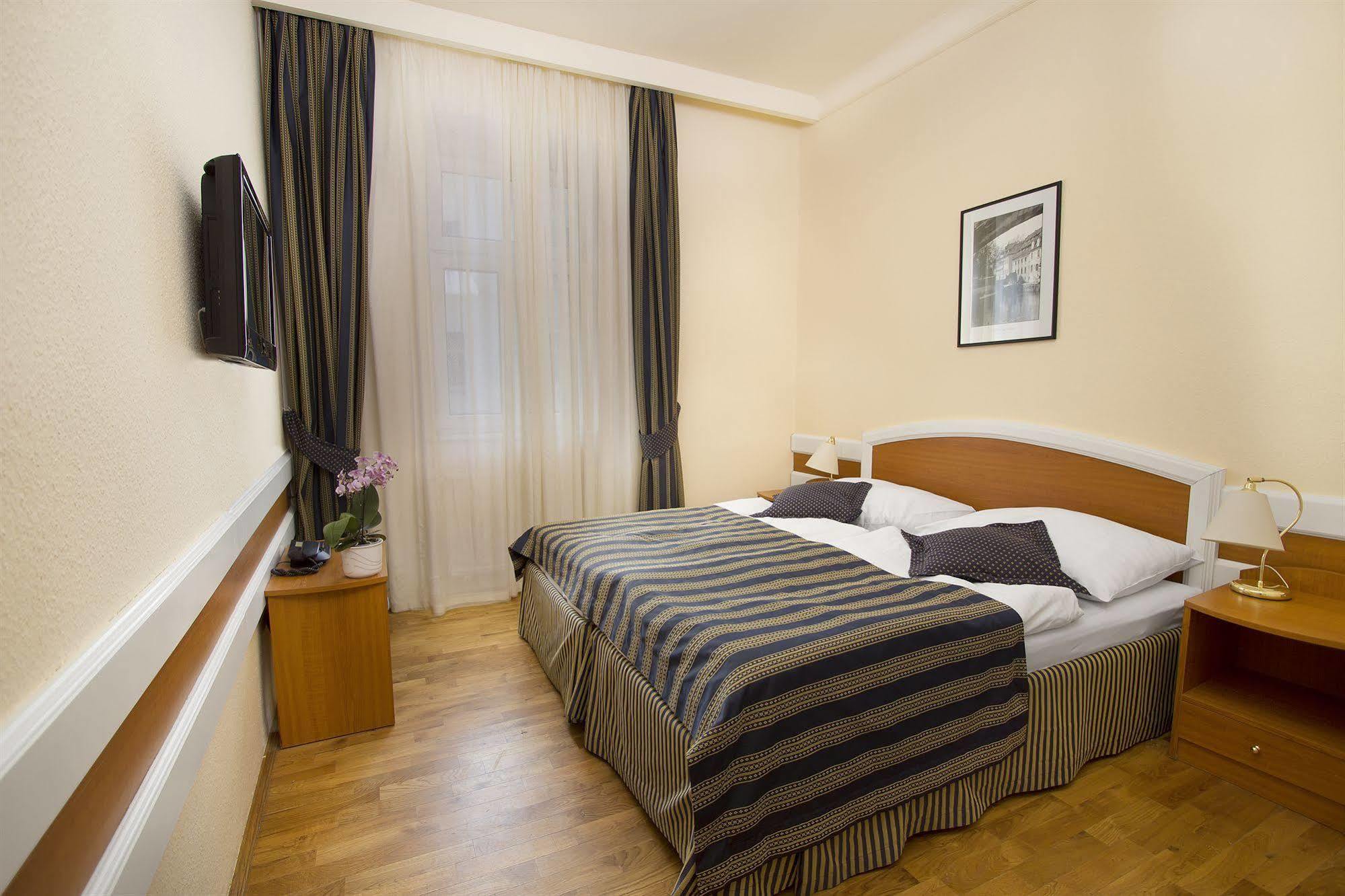 Marketa 3* Prague