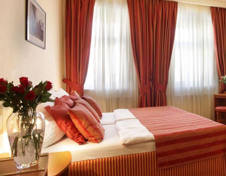 Marketa 3* Prague
